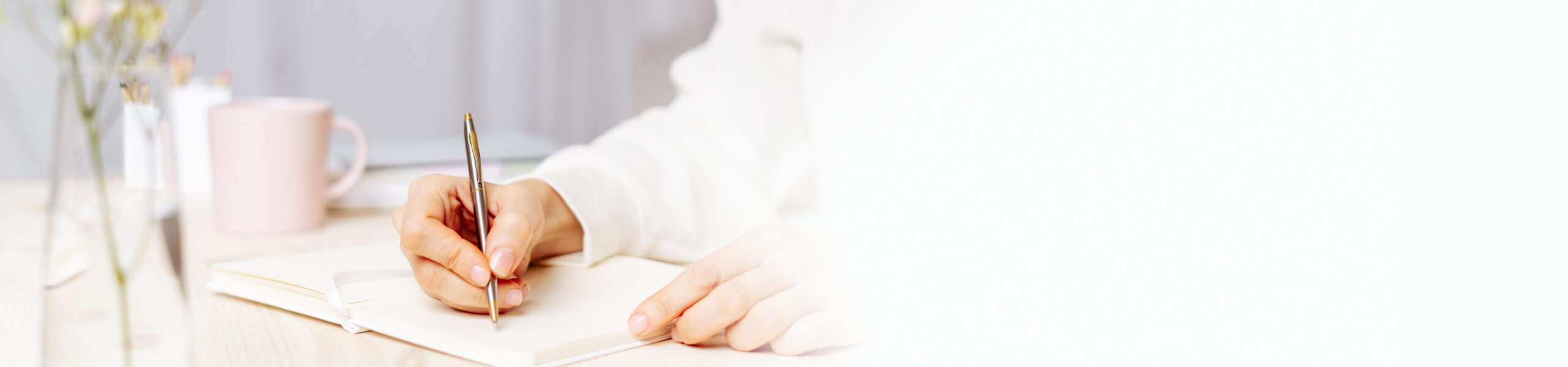 アーユルヴェーダの基礎理論や知恵を学ぶ座学講座の風景